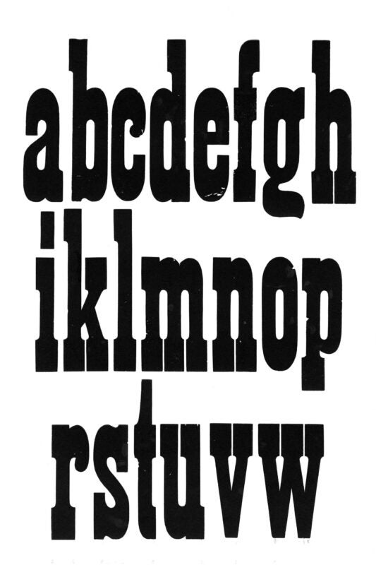 simple specimen of French Clarendon wood type from the Rob Roy Kelly collection, printed in the UT Design Lab