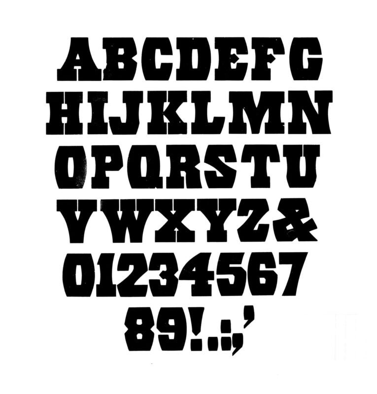 simple specimen of No. 504 wood type from the Rob Roy Kelly collection, printed in the UT Design Lab