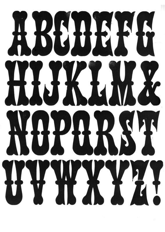 simple specimen of No. 132 wood type from the Rob Roy Kelly collection, printed in the UT Design Lab
