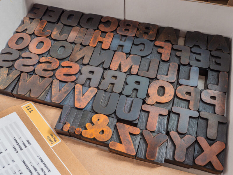 Gothic Round wood type from the RRK collection alphabetically sorted in its box